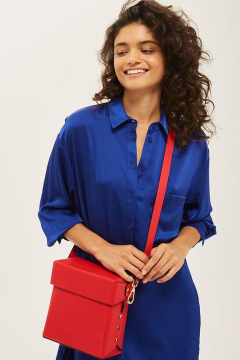 Amaze Boxy Shoulder Bag