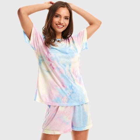 Conjunto Camiseta De Tie Dye Con Shorts