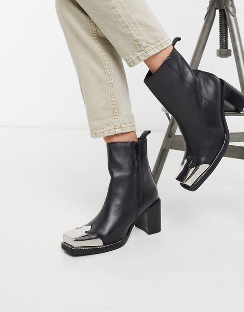 Botas Tipo Western De Tacón Con Puntera De Metal En Negro De Topshop