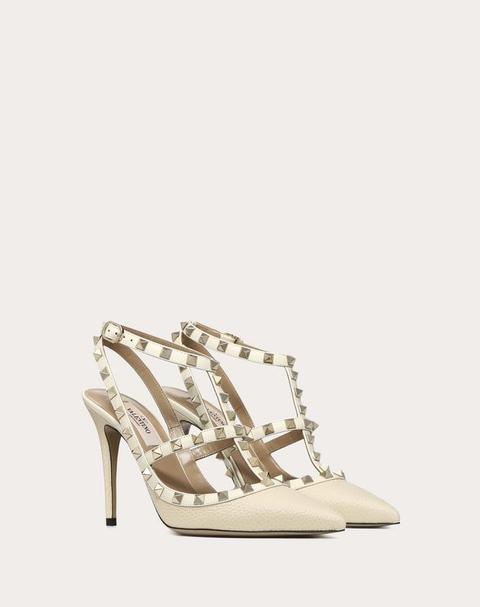 rockstud grainy calfskin ankle strap pump 100 mm