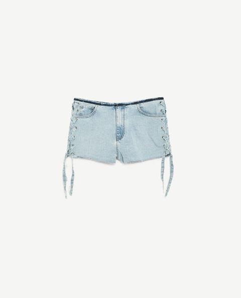 Short Denim Con Aretes