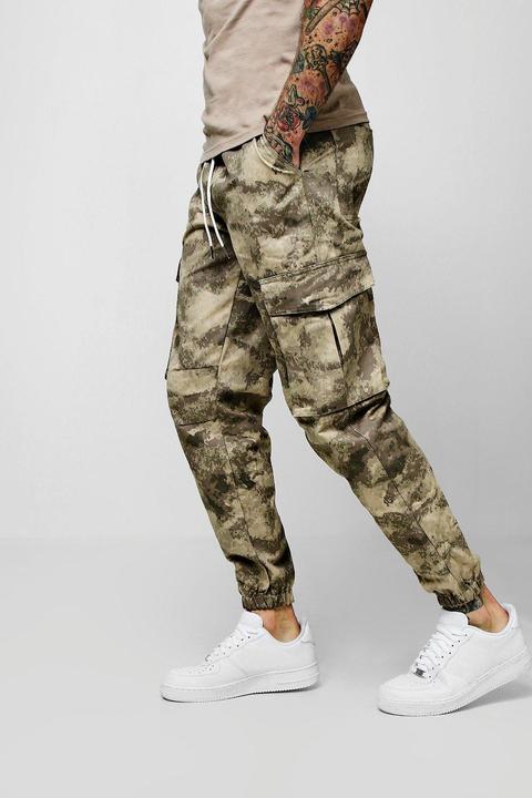 boohooman camo trousers