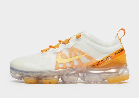 womens white vapormax