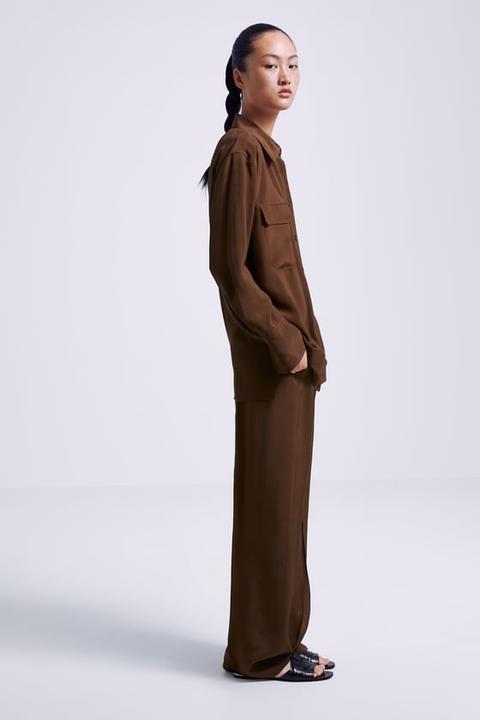 Pantalón Ancho Fluido de Zara en 21 Buttons