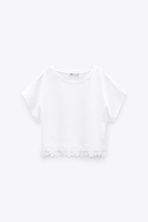 Camiseta Crop Encaje
