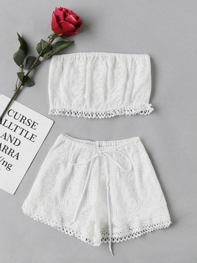 Top Corto De Hombro Al Aire De Encaje Con Short