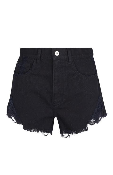 Shorts Negros Con Bajo Deshilachado