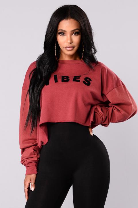 Vibes Cropped Crewneck Top - Brick