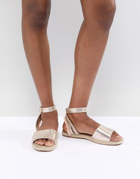 River Island - Espadrille-sandalen In Metallic-optik - Gold