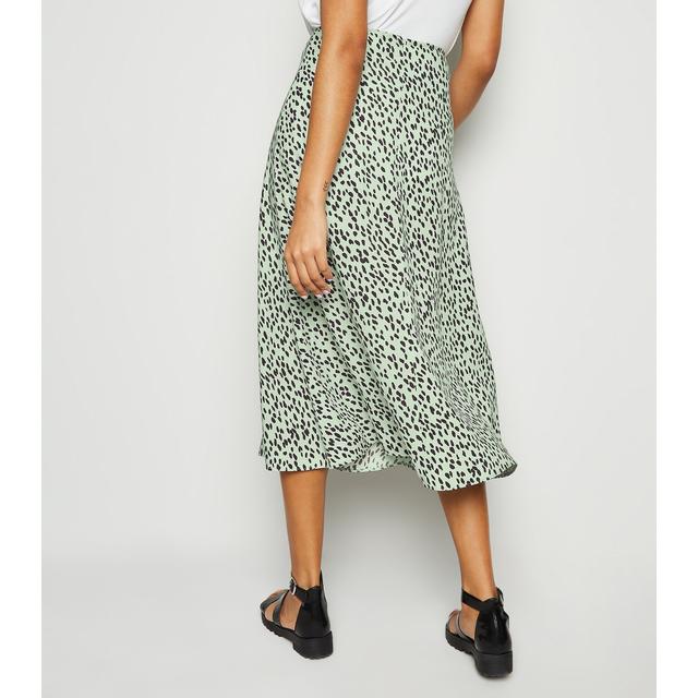 knee length pleated leather skirt