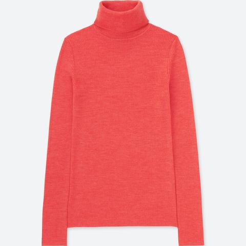 uniqlo red turtleneck