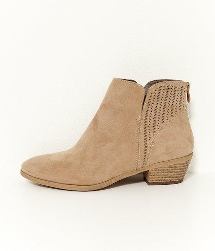 boots camaieu