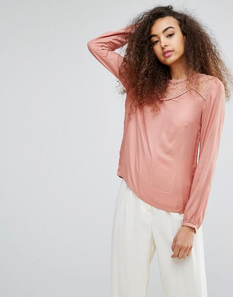 Blusa Sedosa Con Panel De Encaje De Soaked In Luxury