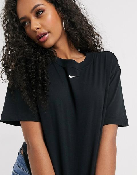 Camiseta Extragrande Negra Estilo Boyfriend Con Logo En El Centro De Nike-negro