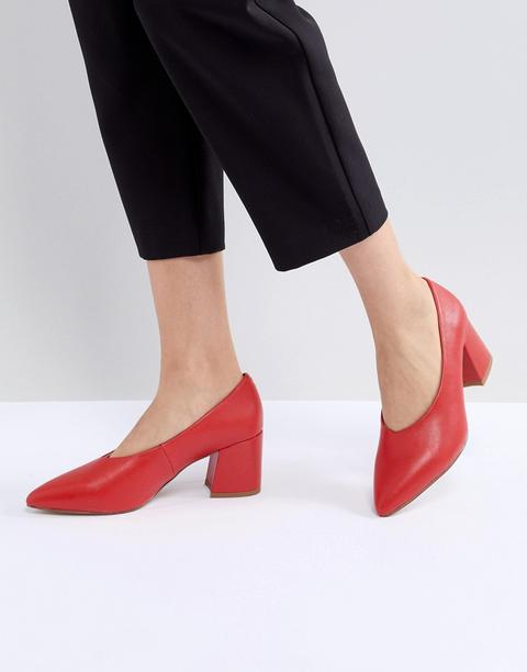 Matt & Nat - Sibyl - Scarpe A Punta Con Taglio A V E Tacco Largo - Rosso