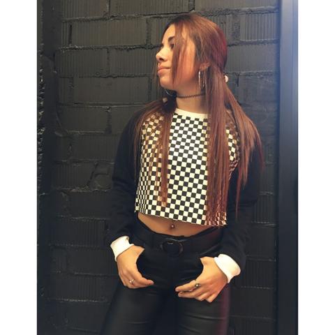 Sudadera Cuadros Ska Corta Negra