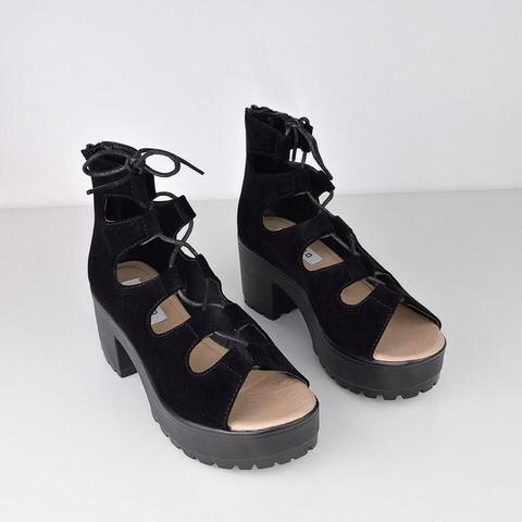 Winnie - Sandalia Flatform En Negro