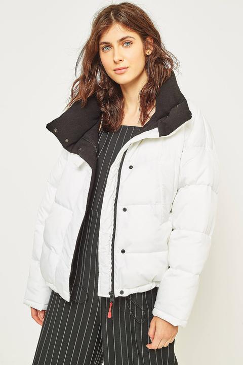 Light Before Dark Contrast Lining White Puffer Jacket - Womens M