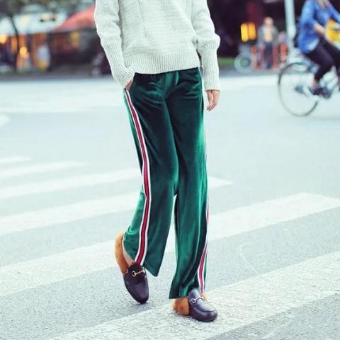 Pantalone A Gamba Larga Con Elastico In Vita Striped Velvet