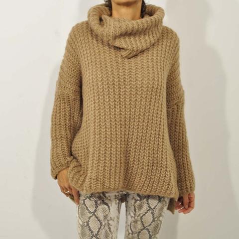 Jersey Cuello Alto Camel
