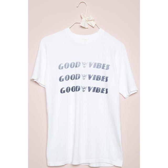 Monna Good Vibes Top From Brandy Melville On 21 Buttons