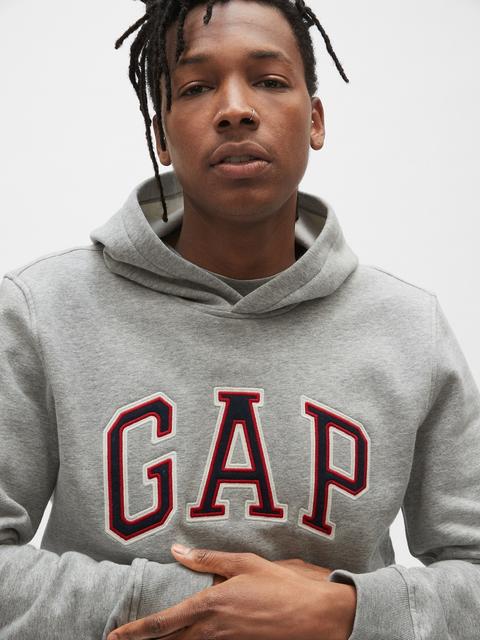 indebære Give Derfor Gap Arch Logo Hoodie from Gap on 21 Buttons