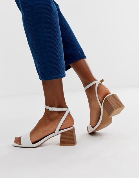 Sandalias De Tacón Cuadrado En Blanco Honeywell De Asos Design