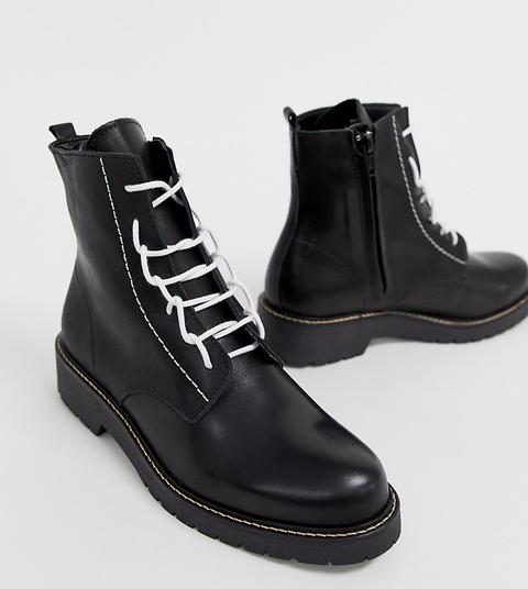 chunky lace up leather boots