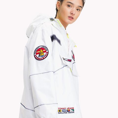 Tommy jeans best sale sailing jacket 90s