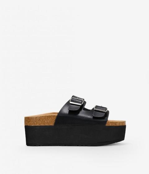 Sandalias Negras Con Plataforma Y Hebillas