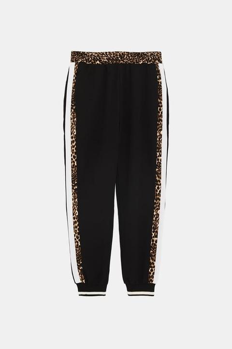 Jogginghose Mit Seitenstreifen Im Animalprint