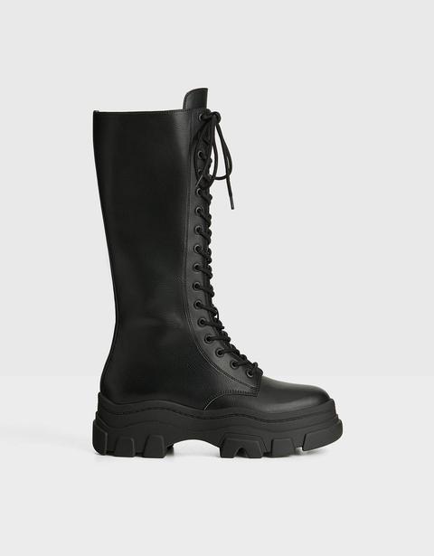 Bottes Lacées À Semelle Épaisse Et Crantée