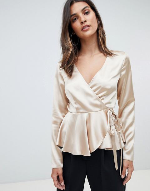 Asos Design - Top A Portafoglio In Raso Con Peplo - Oro