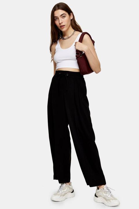 Black Wide Leg Joggers With Elasticated Waistband from Topshop on 21 Buttons