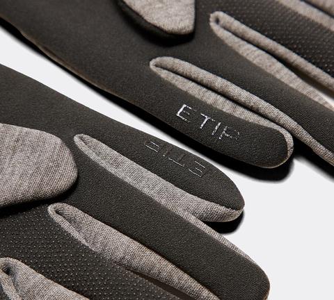 north face gloves footasylum