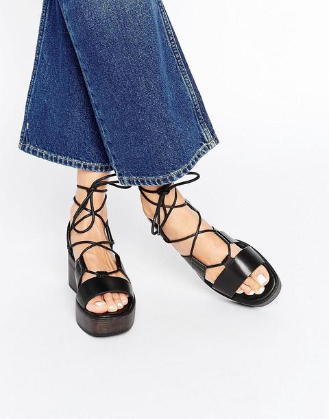 Sandalias Negras Con Plataforma Y Parte Delantera Cruzada Noor De Vagabond  de ASOS en 21 Buttons