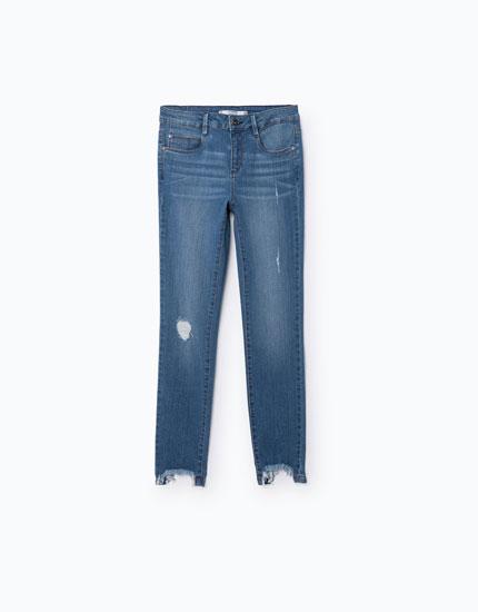Jeans Super Skinny Bajo Desflecado