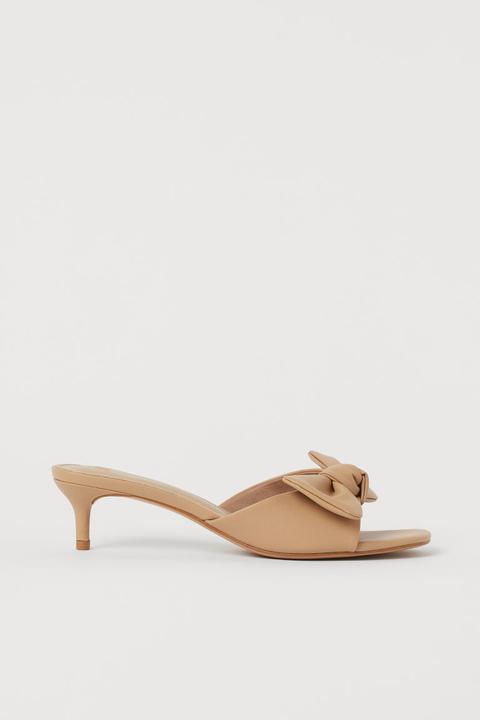 Mules - Beis