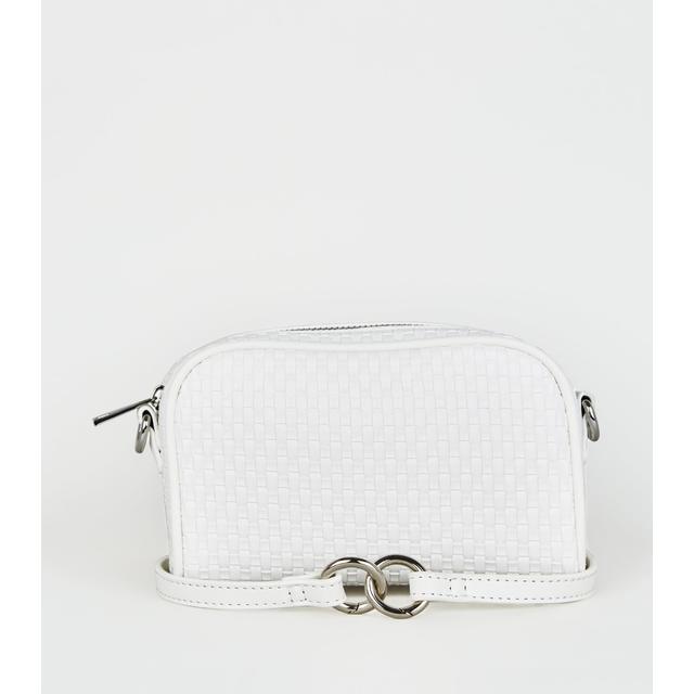 new look woven bag