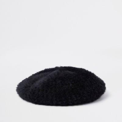 Black Faux Fur Fluffy Beret