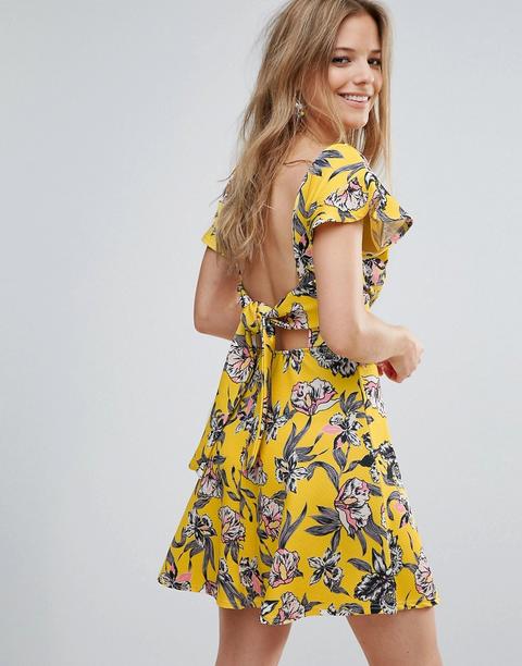 Vestido Skater Con Estampado Floral Y Detalle Anudado En La Espalda De Boohoo