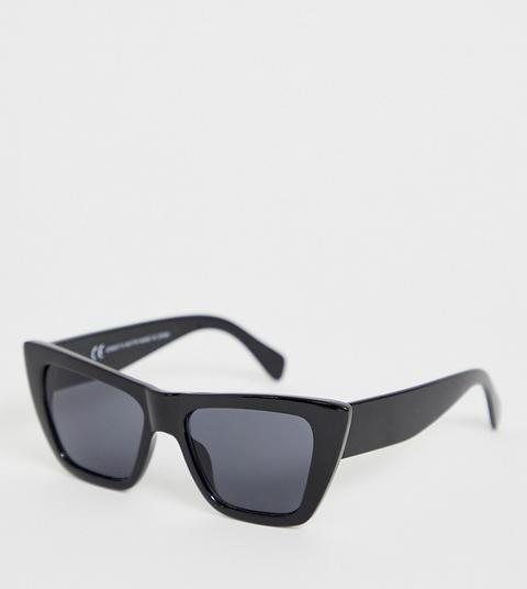 Weekday Oversized Cateye Sunglasses In Black