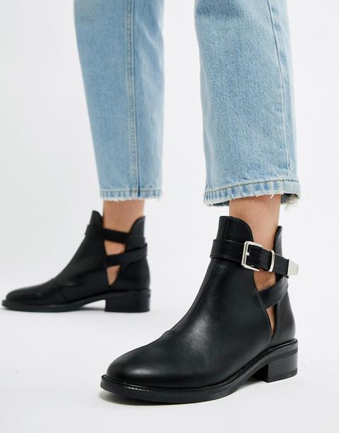 metal tipped boots