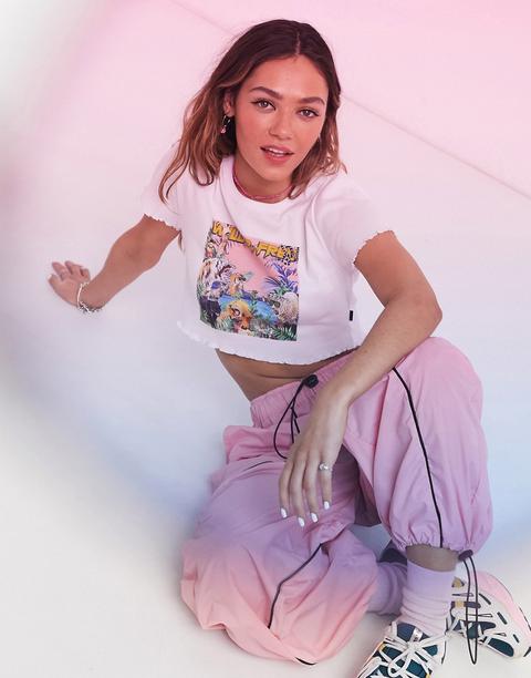 Noisy May Cropped T-shirt With Lettuce Hem With Jungle Motif In White