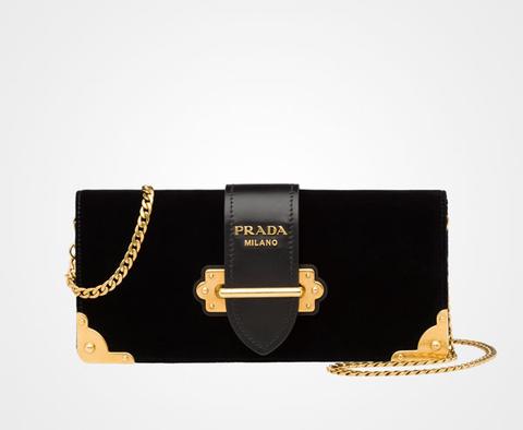 prada cahier pochette