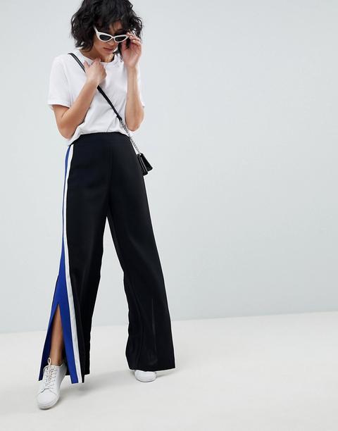 Asos Design - Pantaloni Sportivi Con Riga Laterale E Spacco - Nero