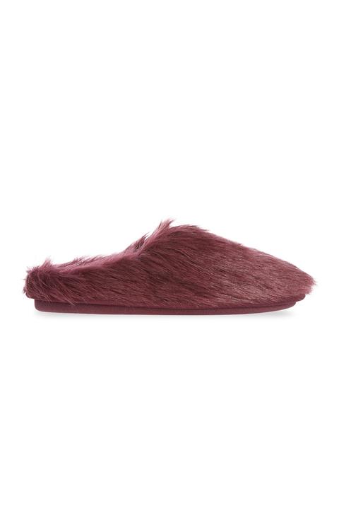 Red Fluffy Slipper