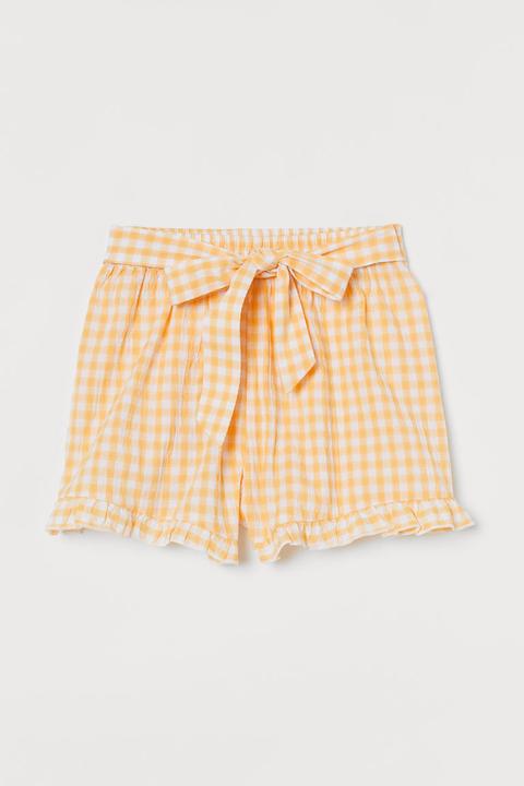 Pantalón Corto Con Lazada - Amarillo