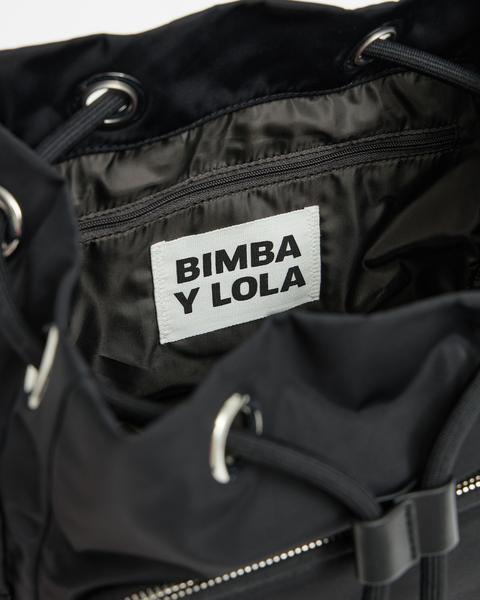 Bolso Saca Trenzado Negro from Bimba Y Lola on 21 Buttons