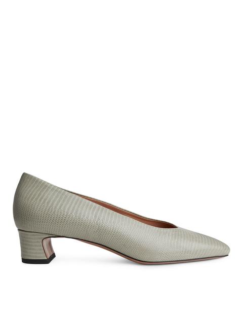 Mid-heel Leather Pumps - Beige